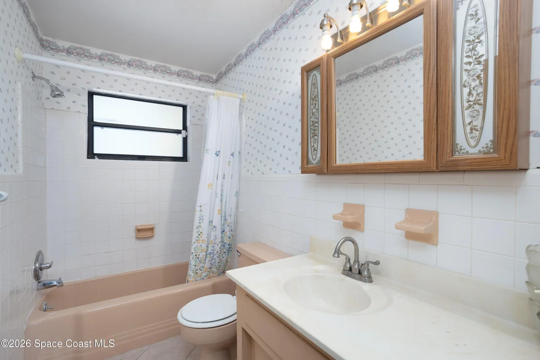 Photo of 335 Brewster Road