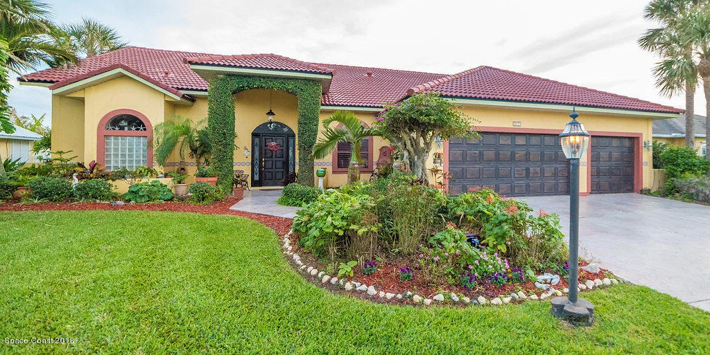 Photo of 207 Ivory Drive