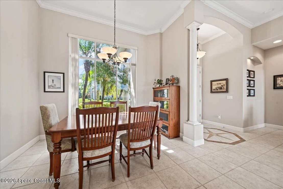 Photo of 1050 Starling Way