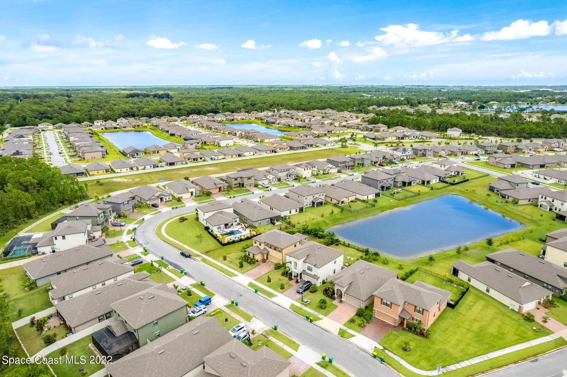 Photo of 4279 Alligator Flag Circle