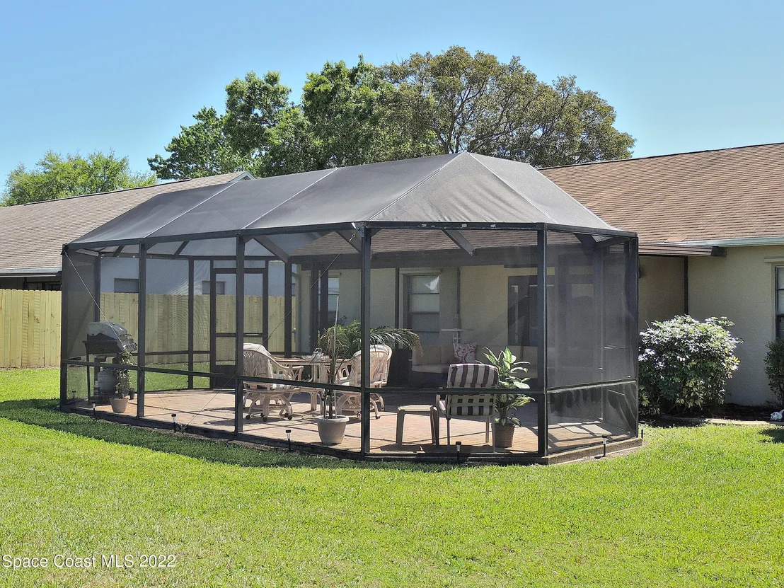 Photo of 900 Jamestown Drive