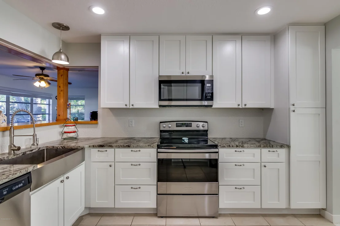 Photo of 731 Montclair Road NE