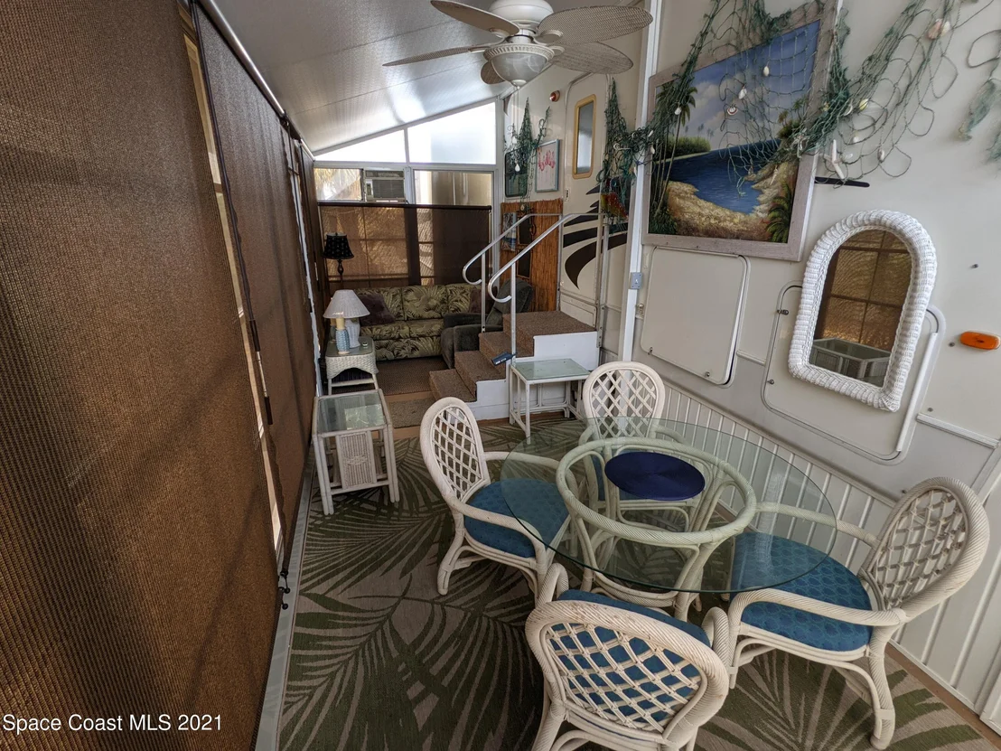 Photo of 270 Galaxy Lane