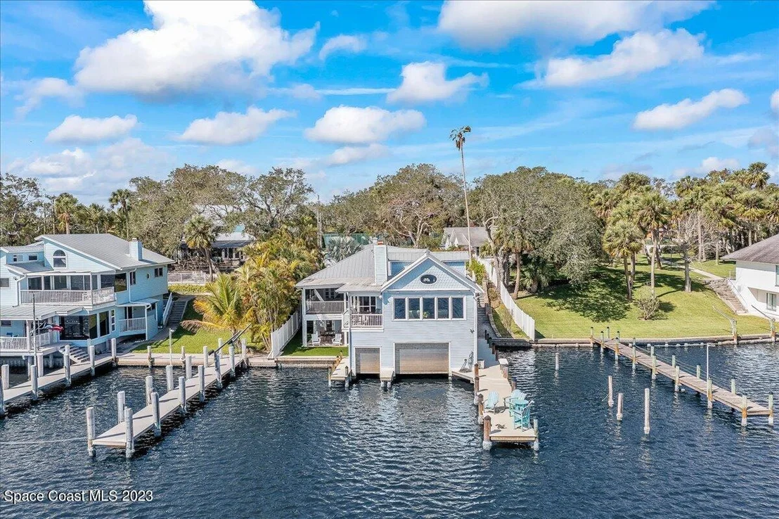 Photo of 1115 Hyde Park Lane