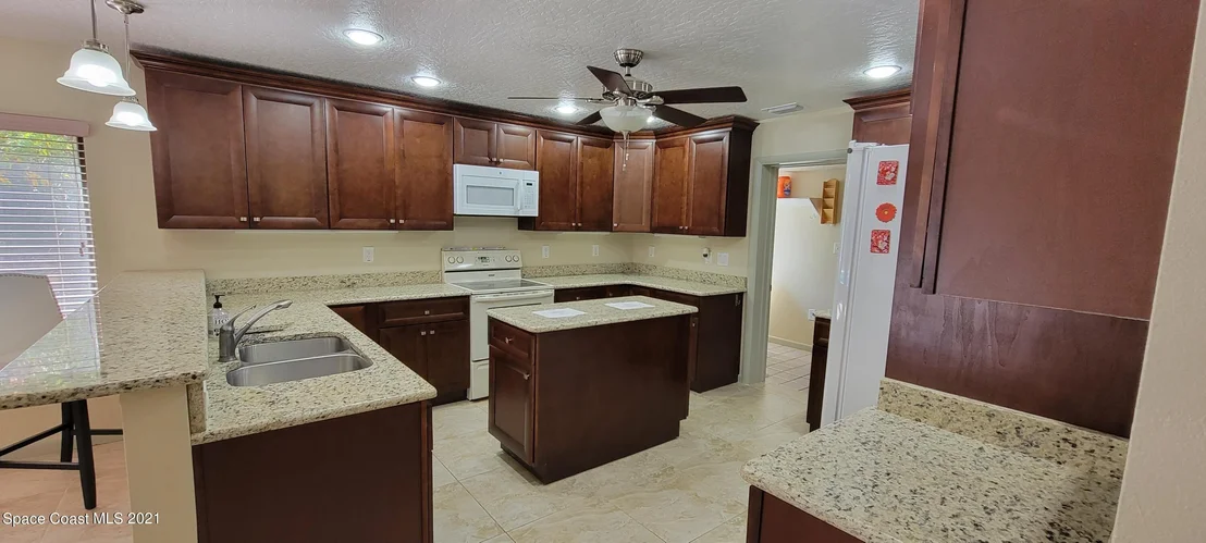 Photo of 2502 Meadow Lane