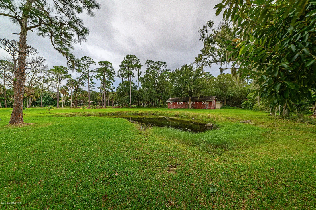 Photo of 3905 Lake Washington Road