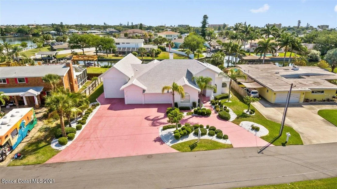 Photo of 12 West Point Drive