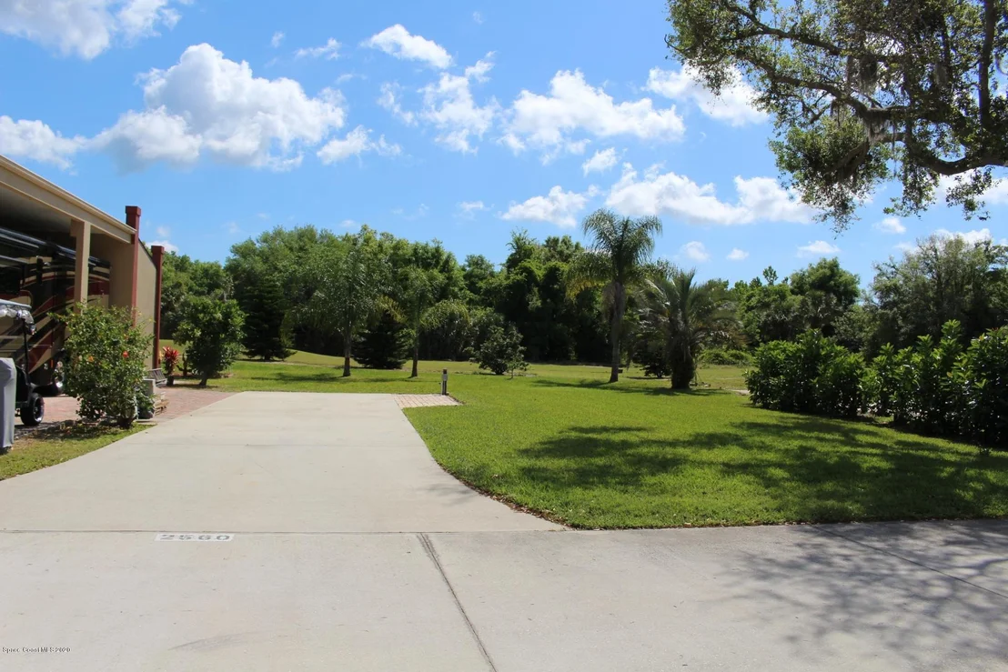 Photo of 2560 Frontier Drive