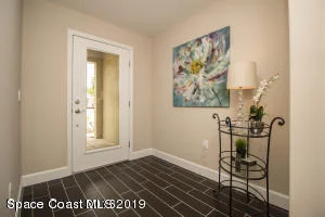 Photo of 831 Mandarin Drive NE