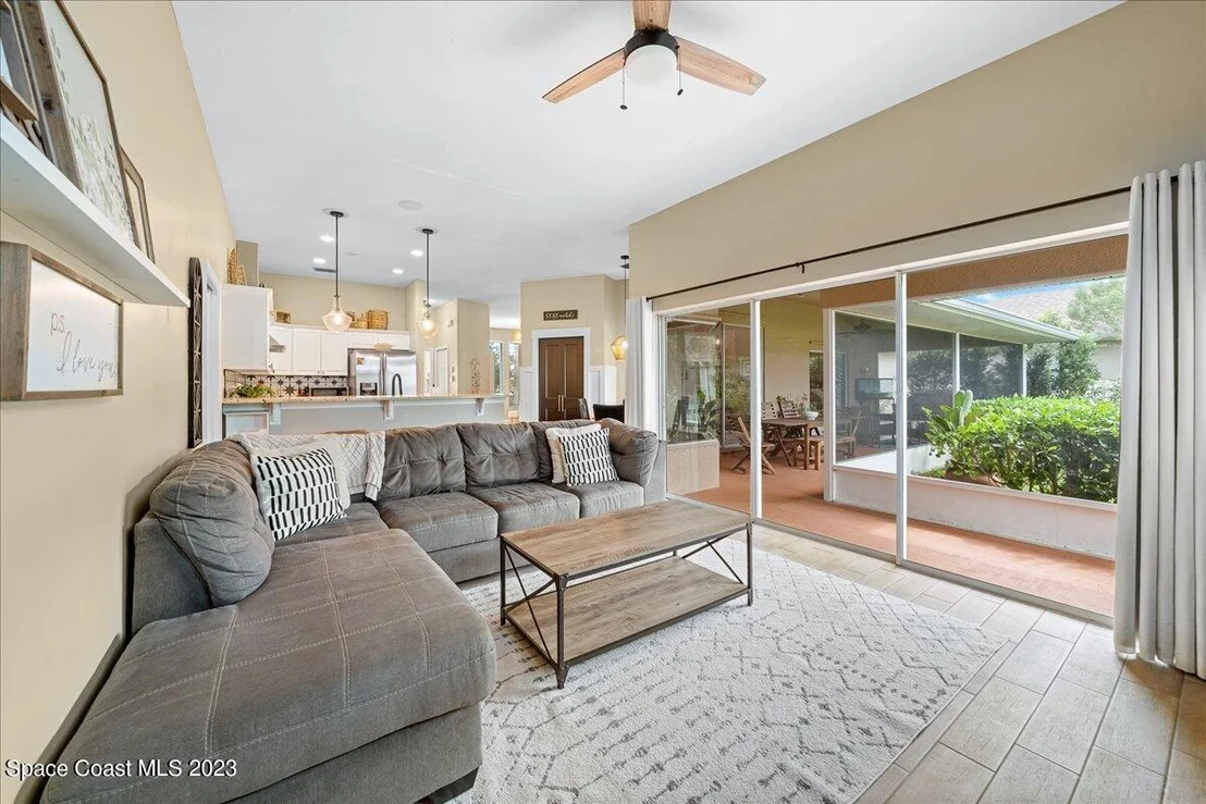 Photo of 767 Thrasher Drive