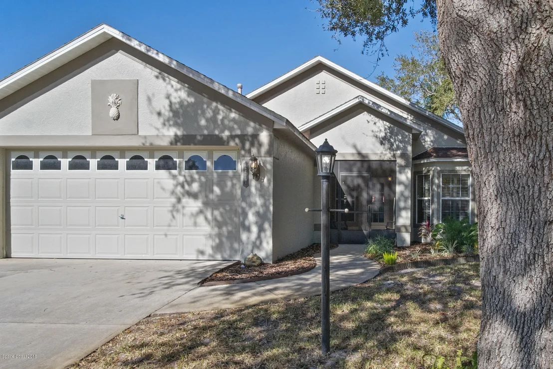 Photo of 2477 Saint Johns Lane