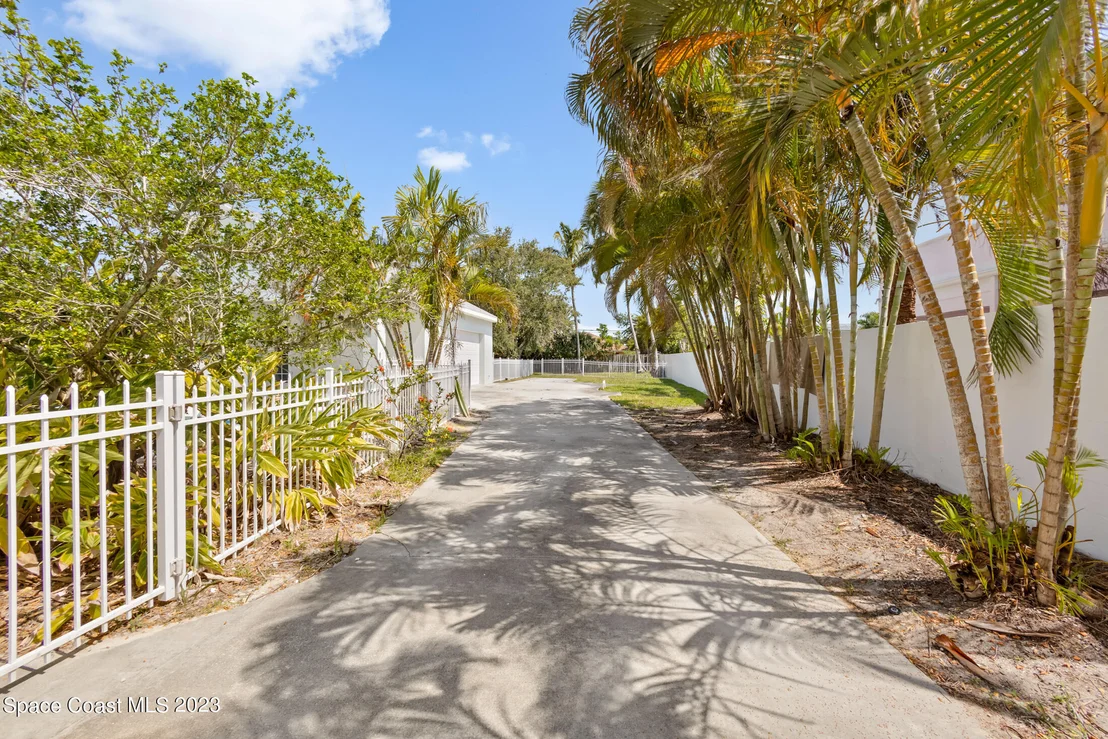 Photo of 538 Sunset Boulevard