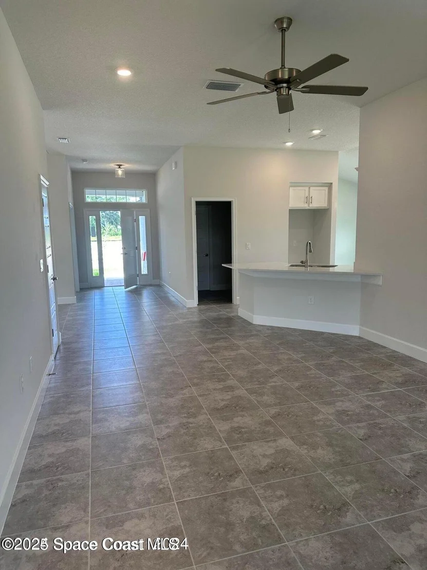 Photo of 1636 Kylar Drive NW