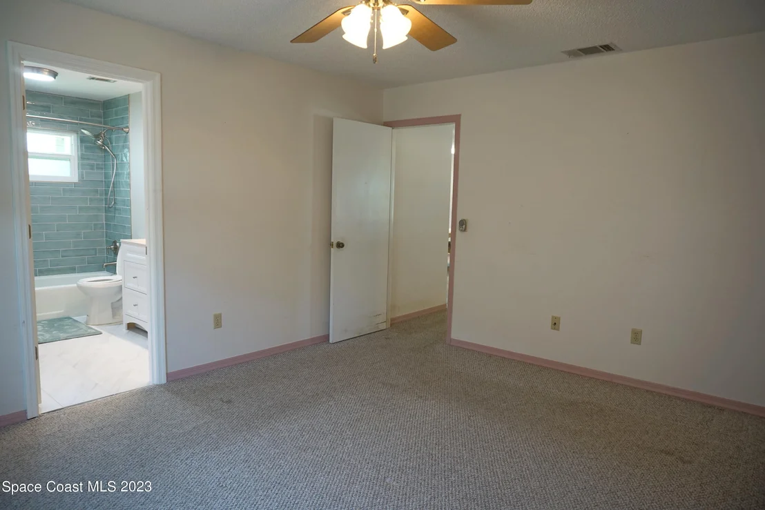 Photo of 688 Walnut Drive