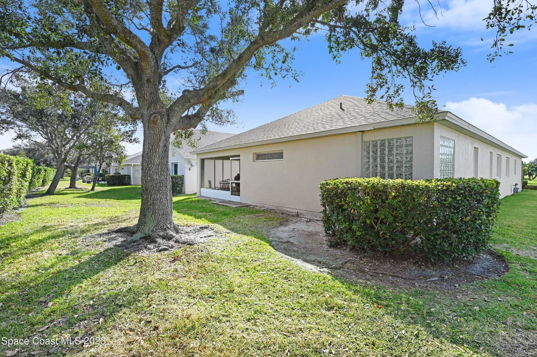 Photo of 1592 Keys Gate Drive