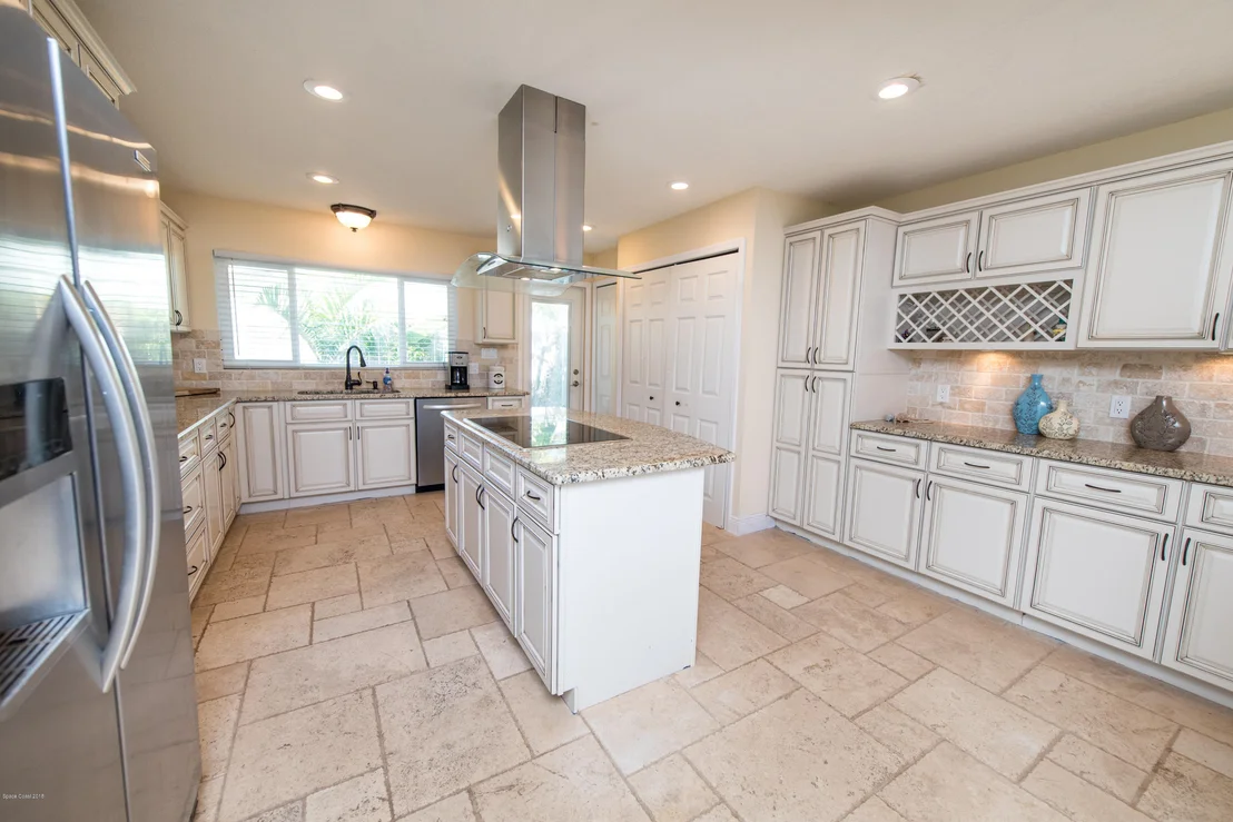 Photo of 32 Riverview Lane
