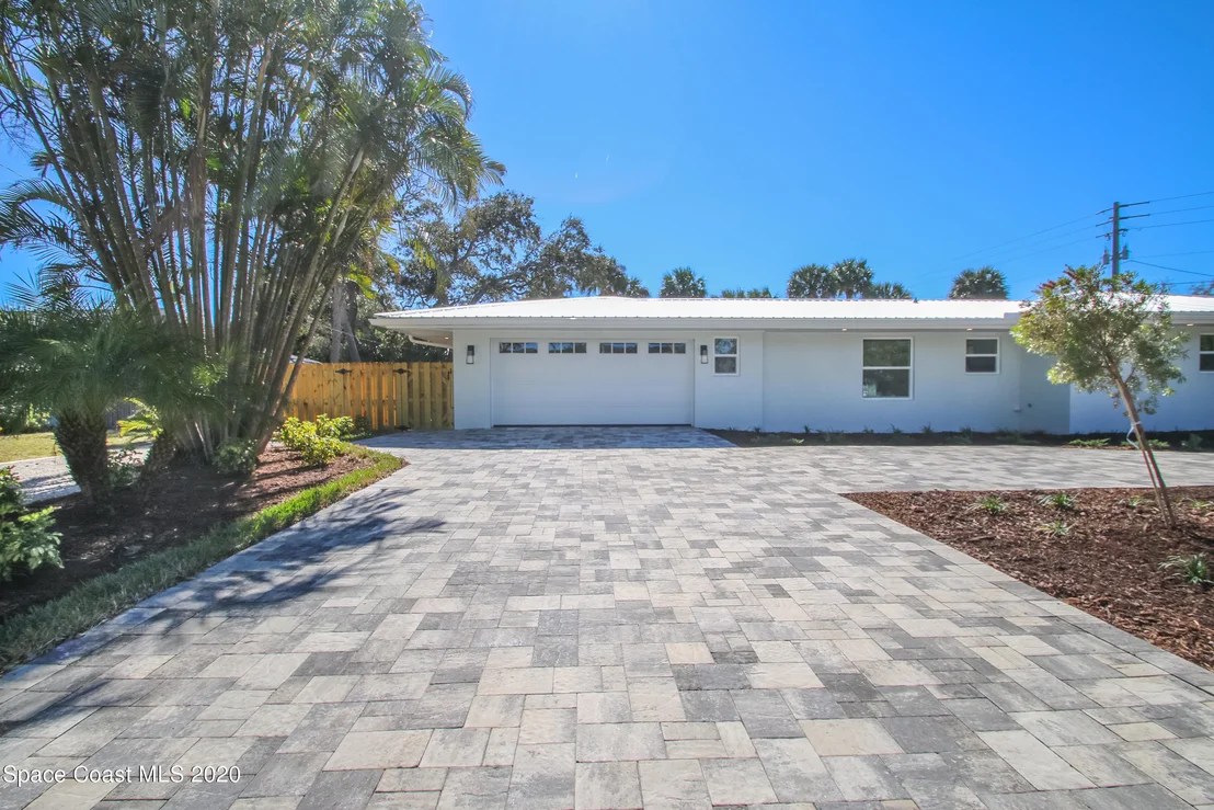 Photo of 501 Riverside Drive