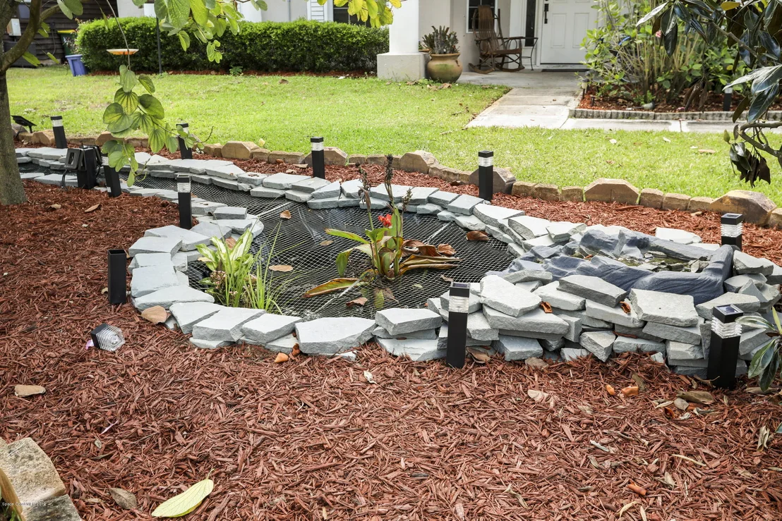 Photo of 5585 Graham Street