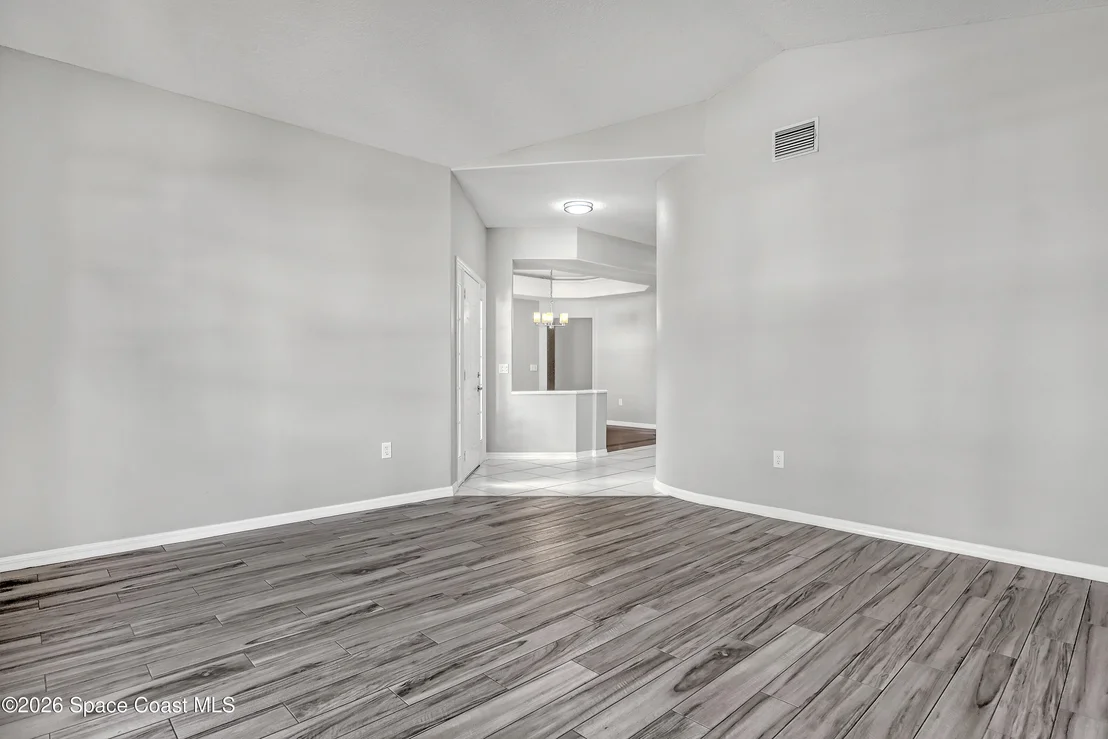 Photo of 434 Heathrow Circle