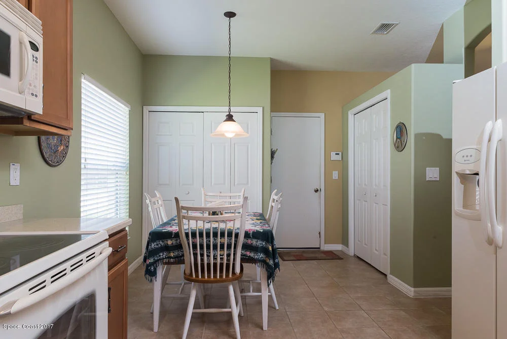 Photo of 3872 Manitoba Way