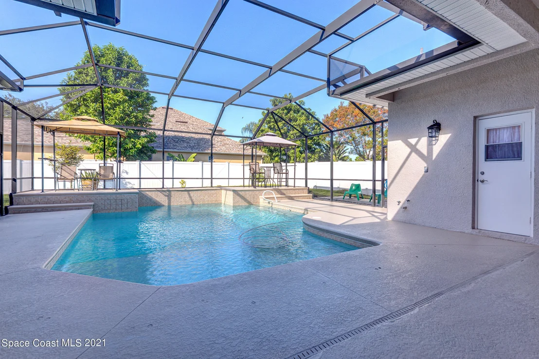 Photo of 241 Pebble Hill Way