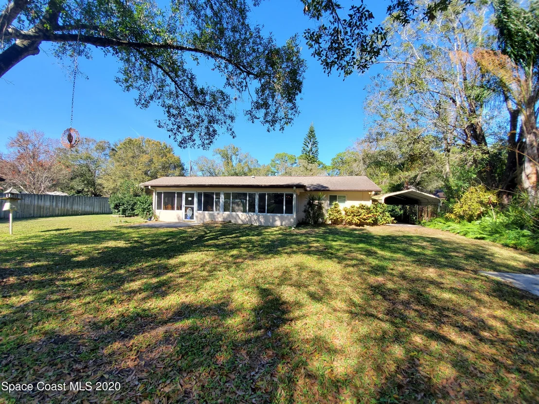 Photo of 8631 Sheridan Road