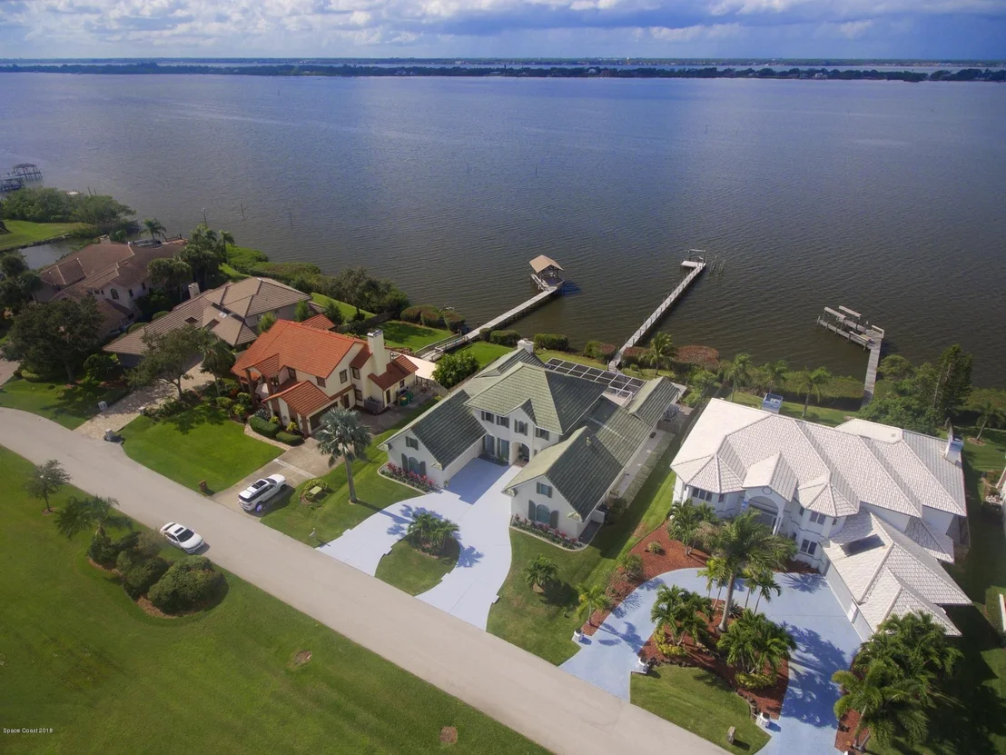 Photo of 538 Lanternback Island Drive