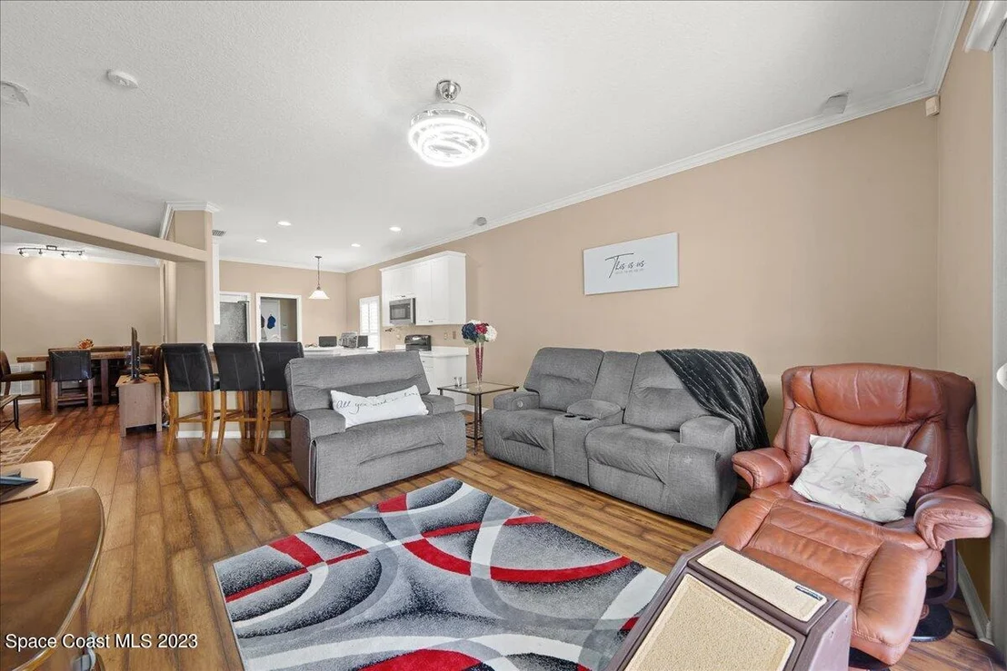Photo of 3862 Manitoba Way
