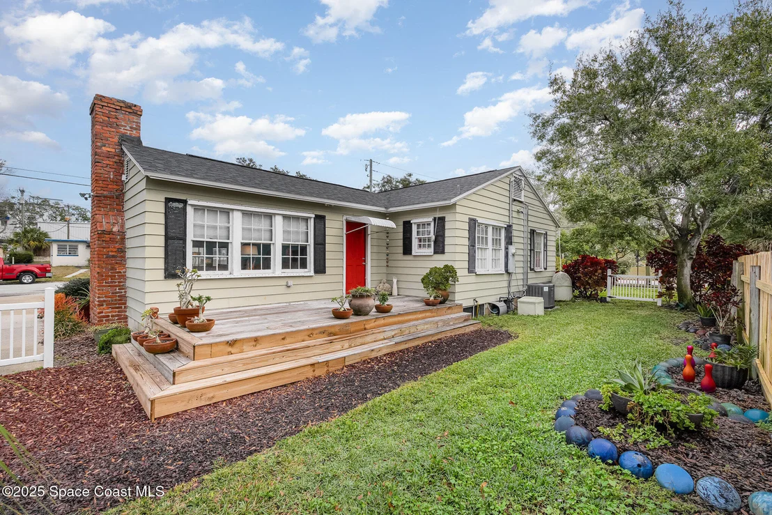 Photo of 101 Barton Avenue