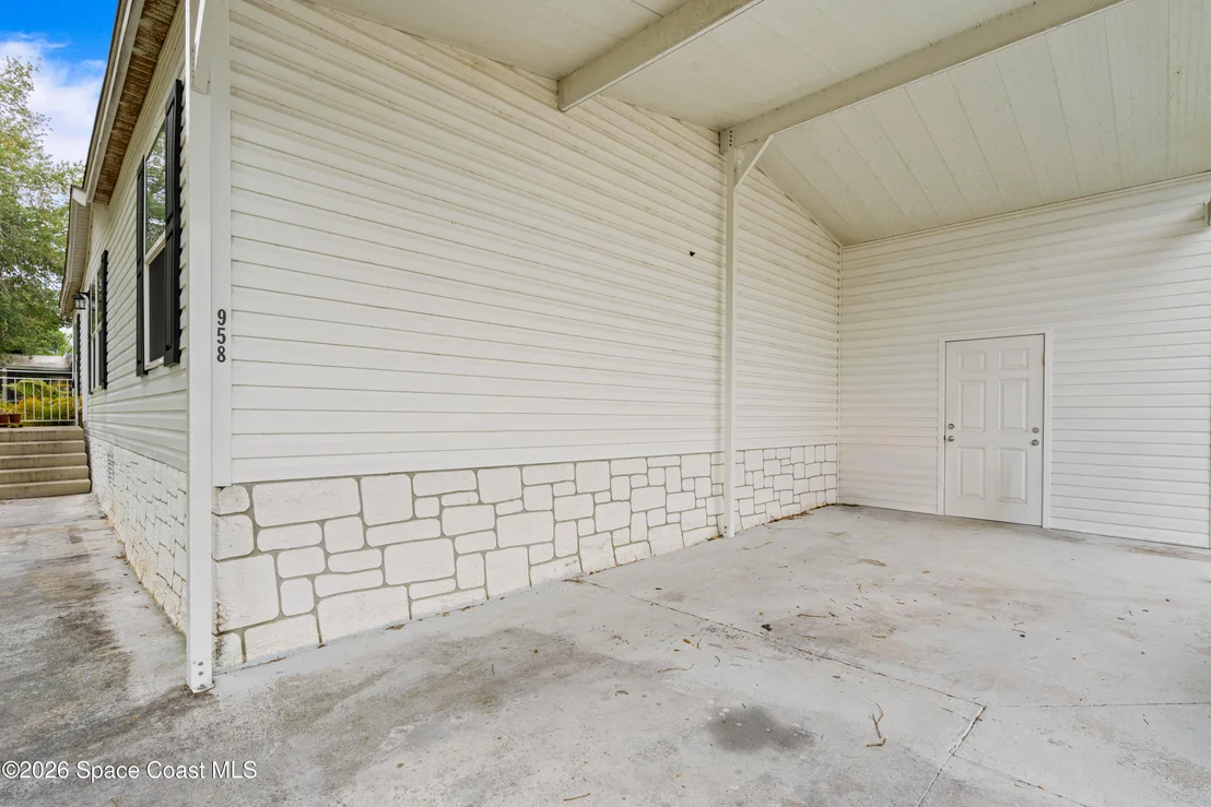 Photo of 958 Pecan Circle