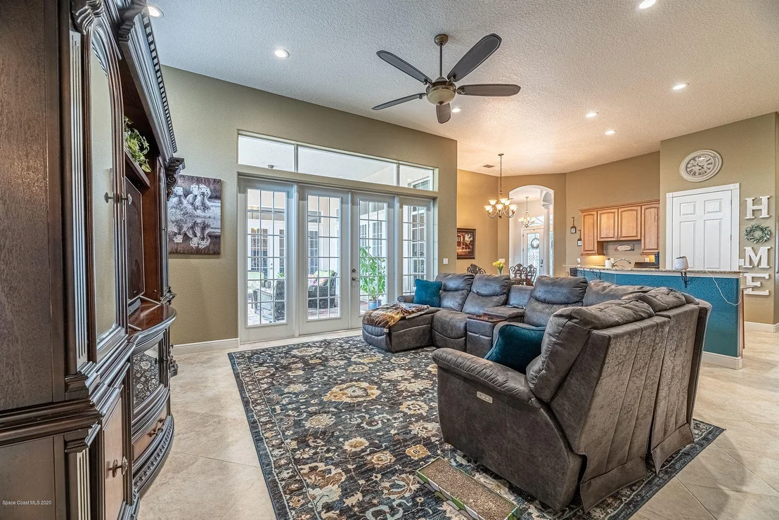 Photo of 1008 Daisy Lane