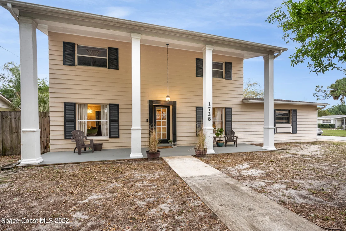 Photo of 1728 Hubbard Drive