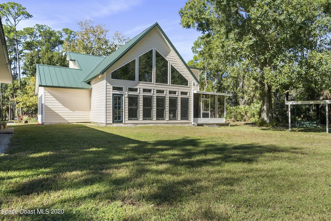 Photo of 1460 Cox Road