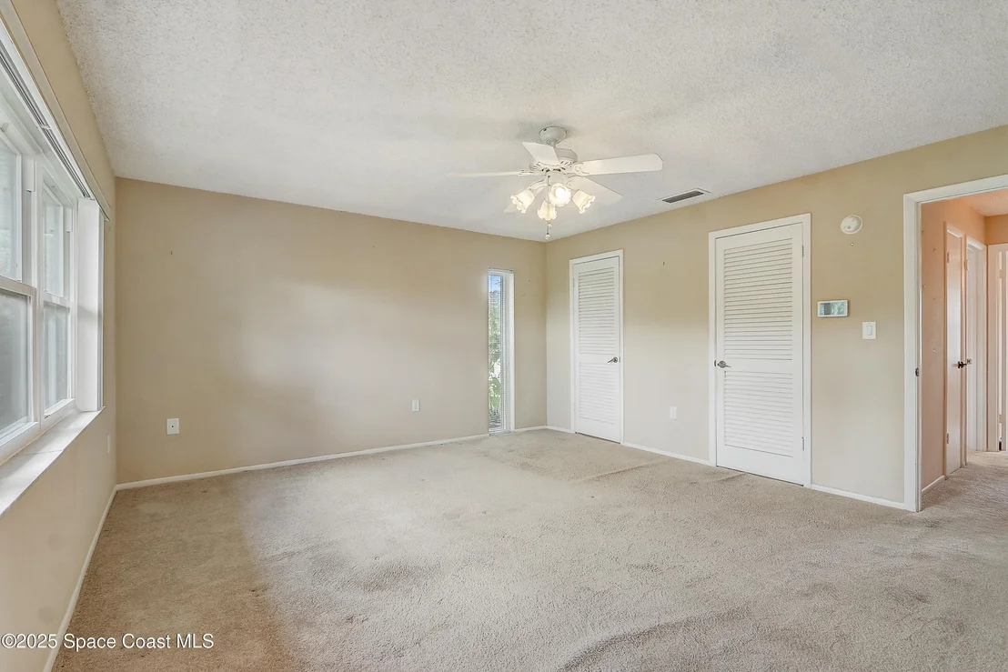Photo of 550 Port Malabar Boulevard NE