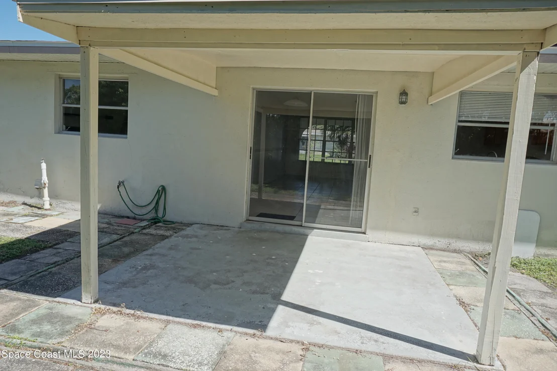 Photo of 748 Angle Street NE
