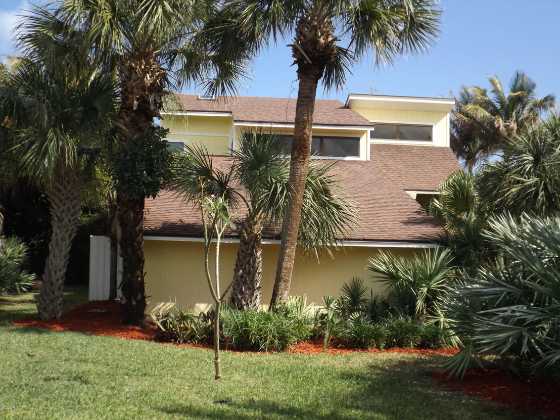 Photo of 6885 Angeles Road