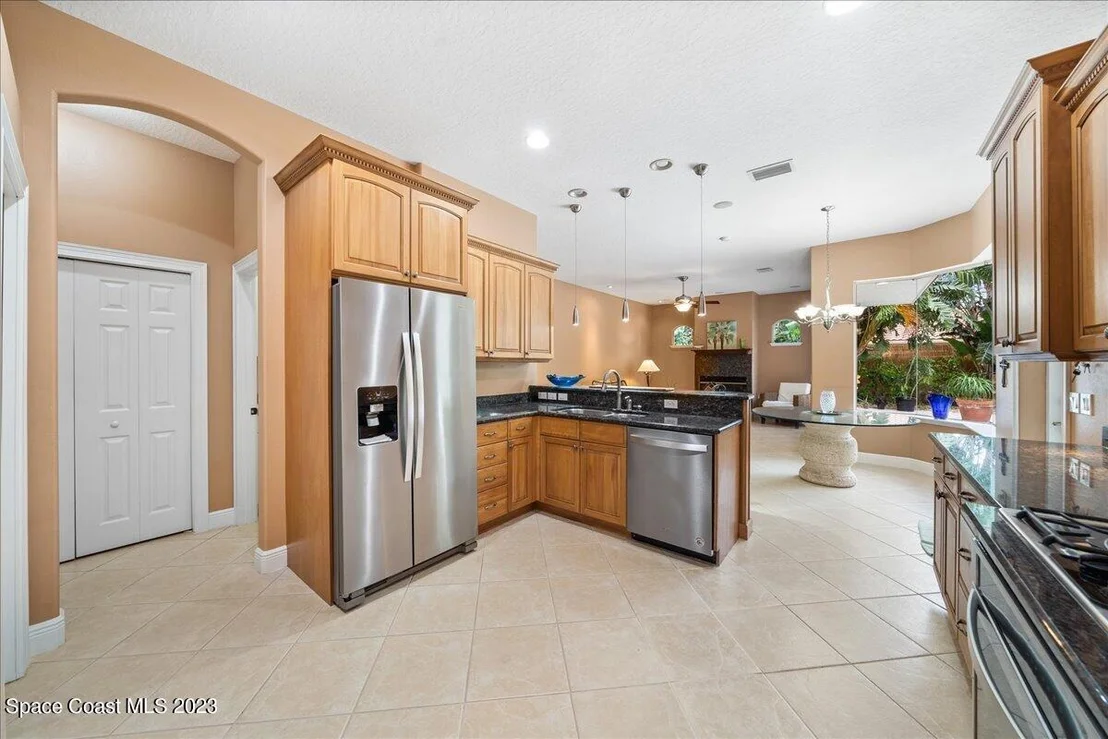 Photo of 373 Flanders Drive