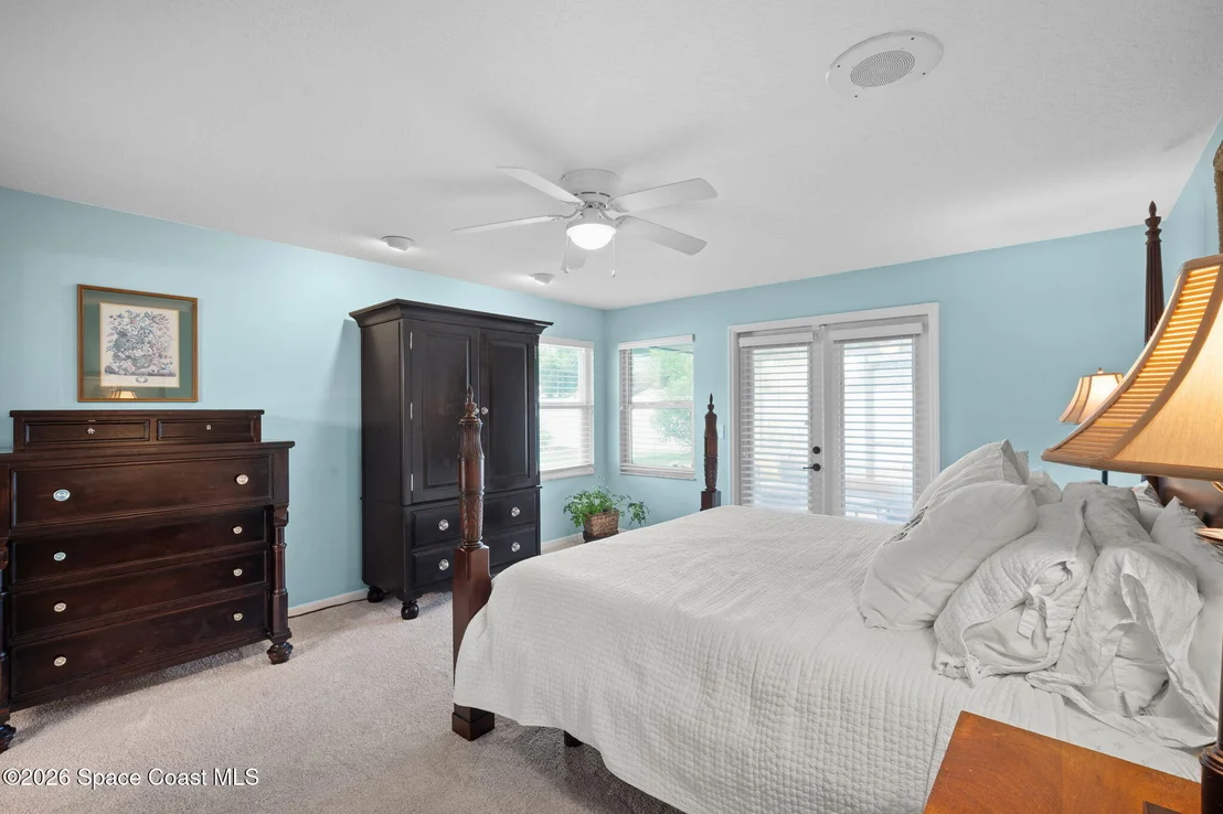 Photo of 432 Crystal Lake Drive
