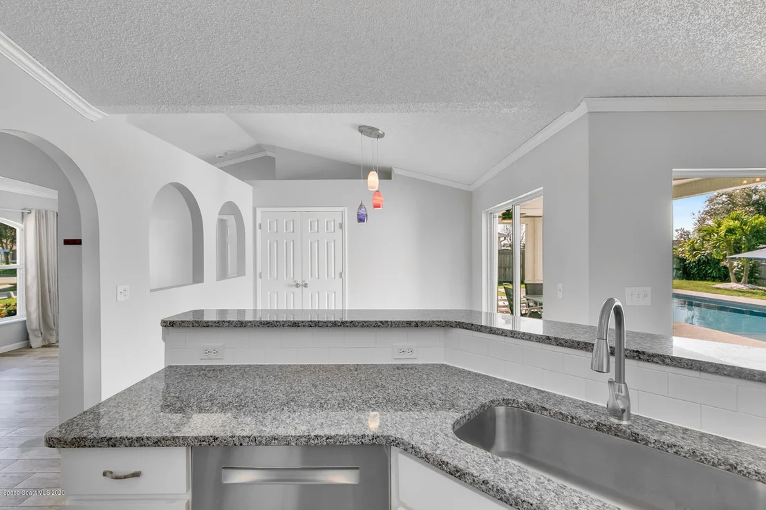 Photo of 239 Mcclain Dr