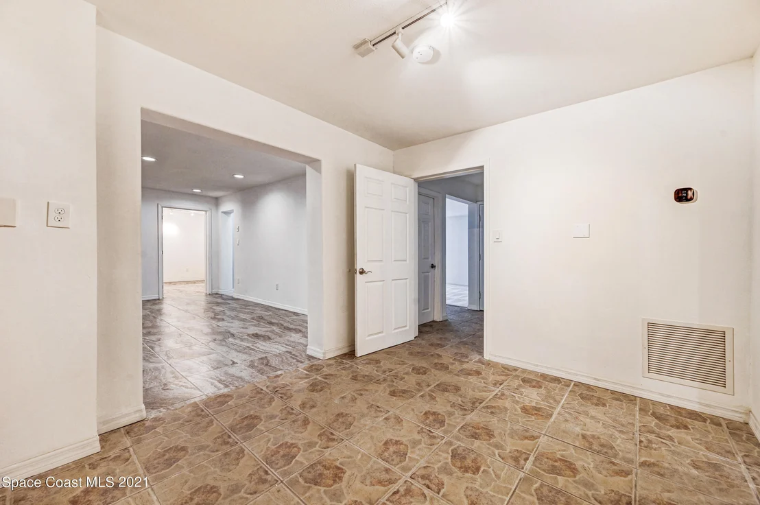 Photo of 128 Silver Hill Lane