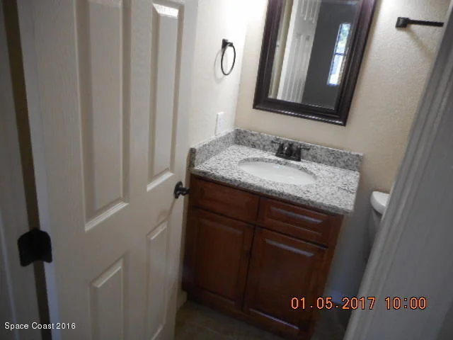 Photo of 5390 Holden Road