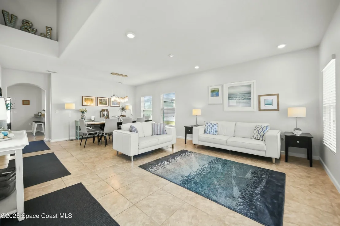 Photo of 1032 Peta Way
