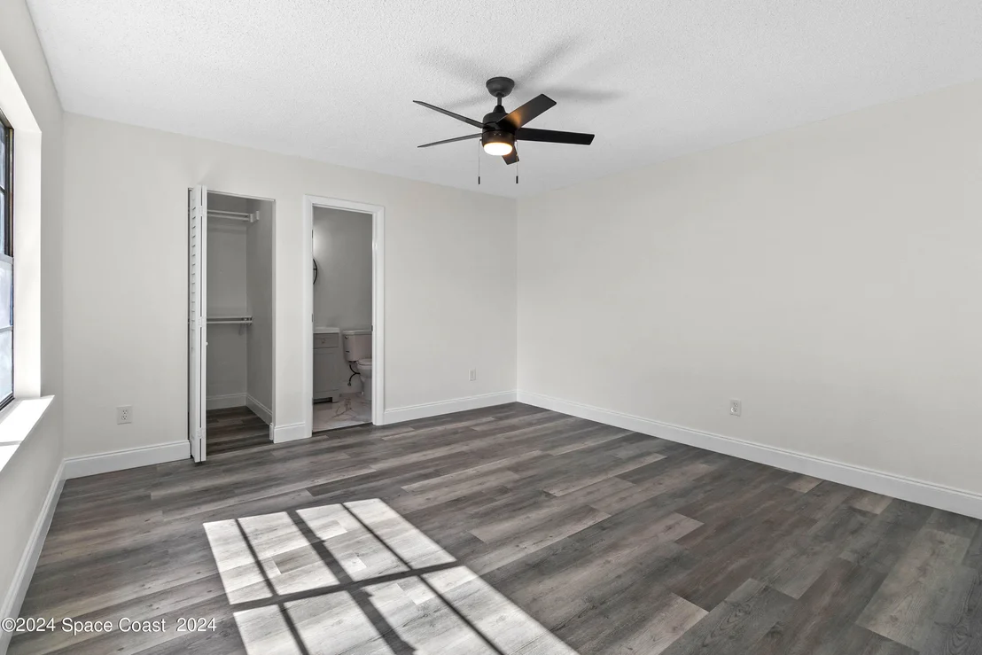 Photo of 7195 Pluto Avenue