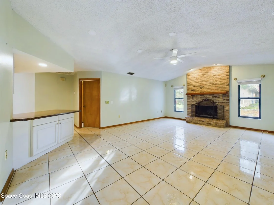 Photo of 1015 Timbergreen Drive