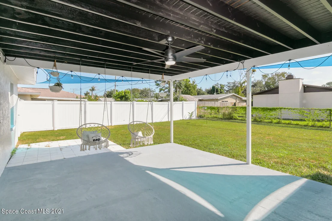 Photo of 991 Pineland Drive