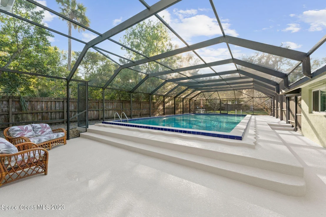 Photo of 1455 Rockledge Drive