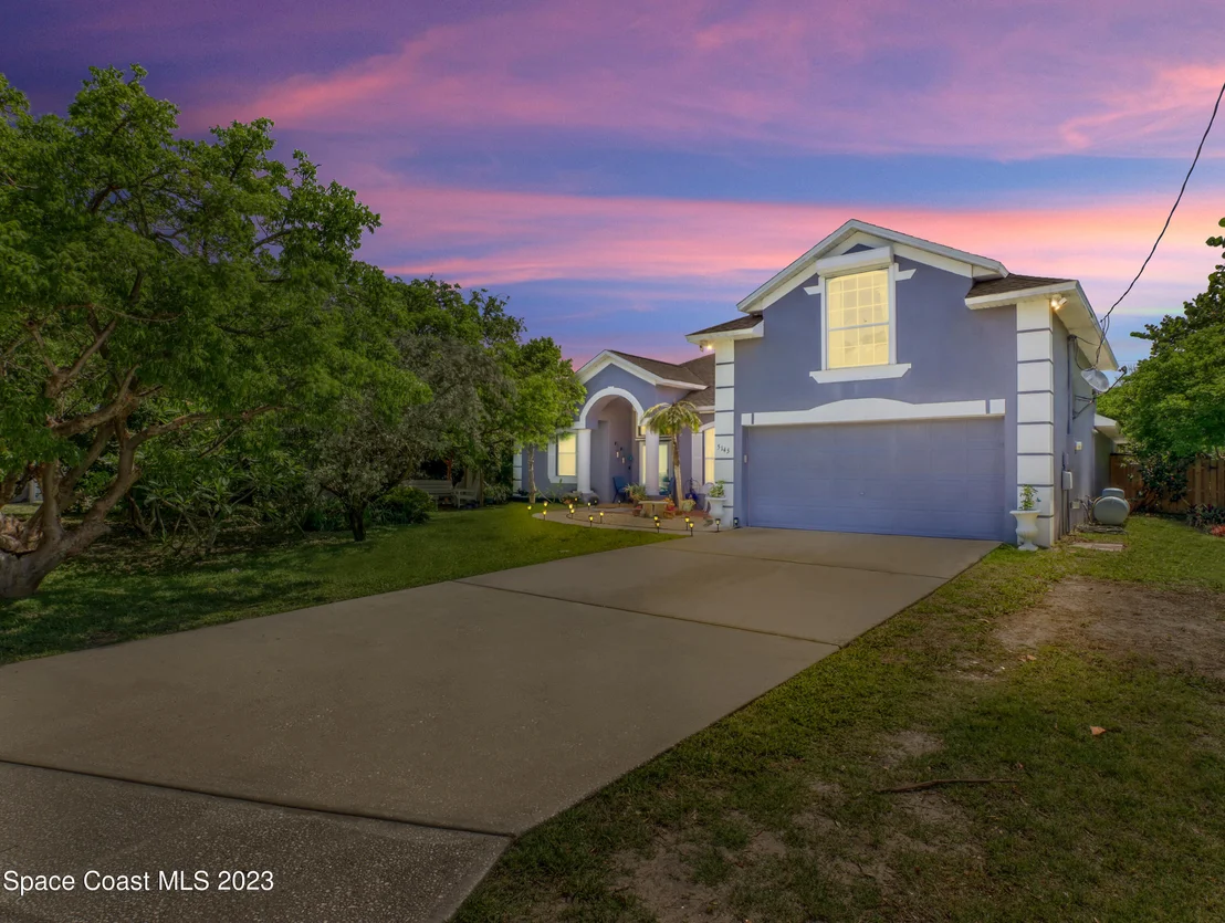 Photo of 5145 Palm Drive