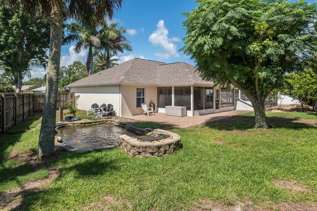 Photo of 812 Topaz Drive