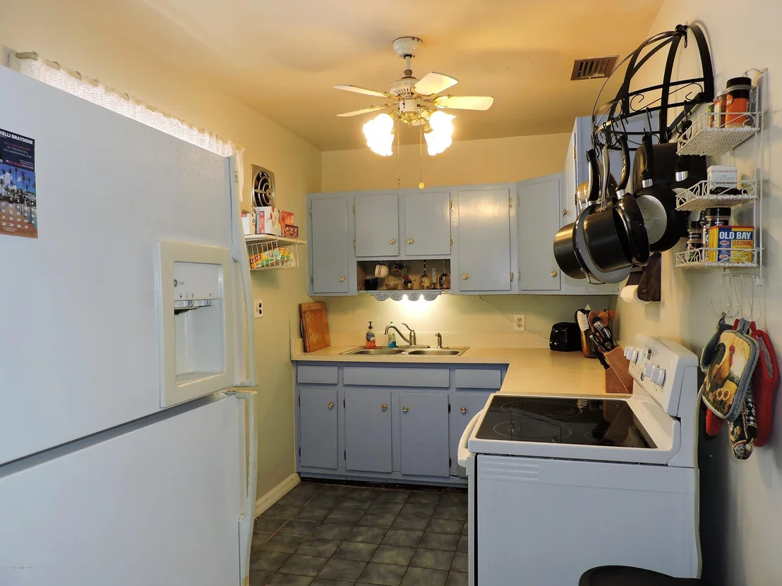 Photo of 1202 Alamanda Lane