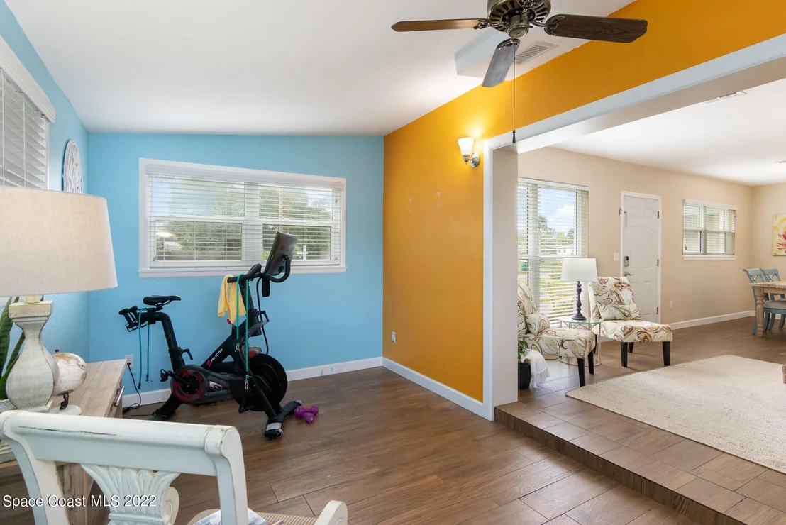 Photo of 831 Glenmore Circle